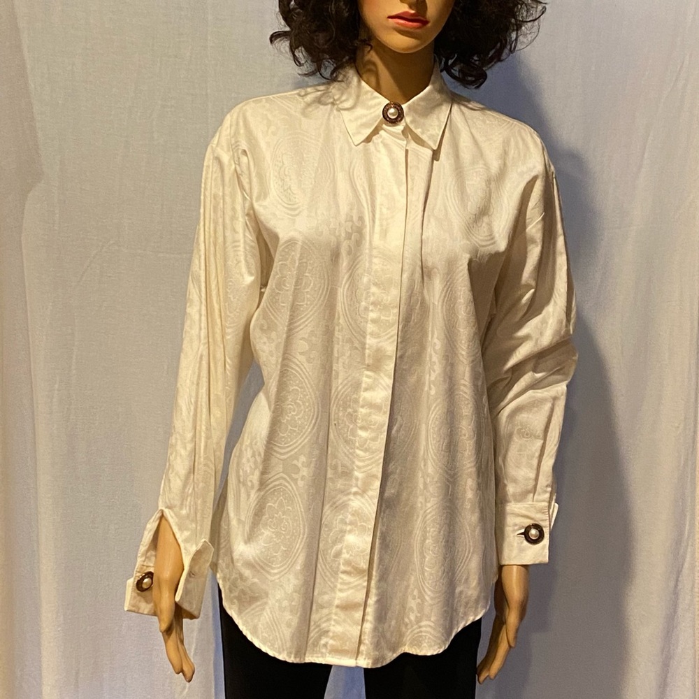 Beautiful Carry Back Off White Dress Blouse Size 10